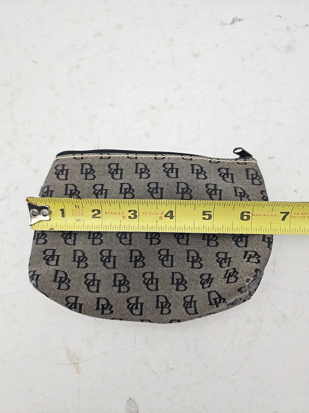 Dooney & Bourke photo accents